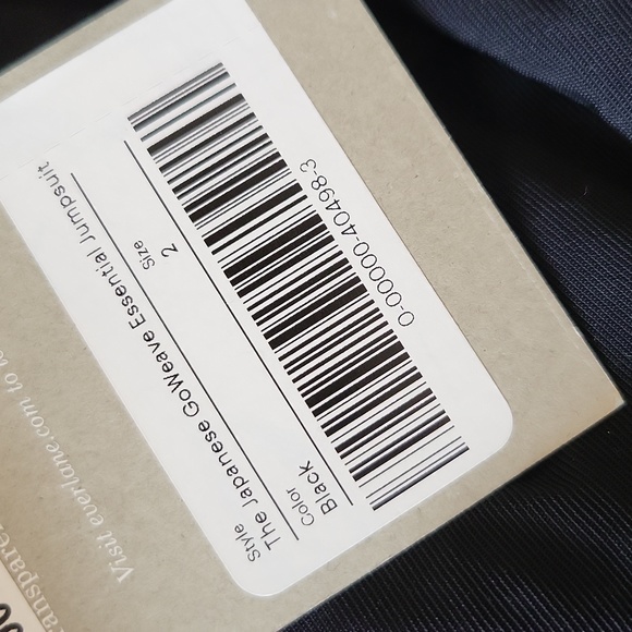 Everlane Black Japanese GoWeave Essential Jumpsuit sz 2 - Picture 7 of 7